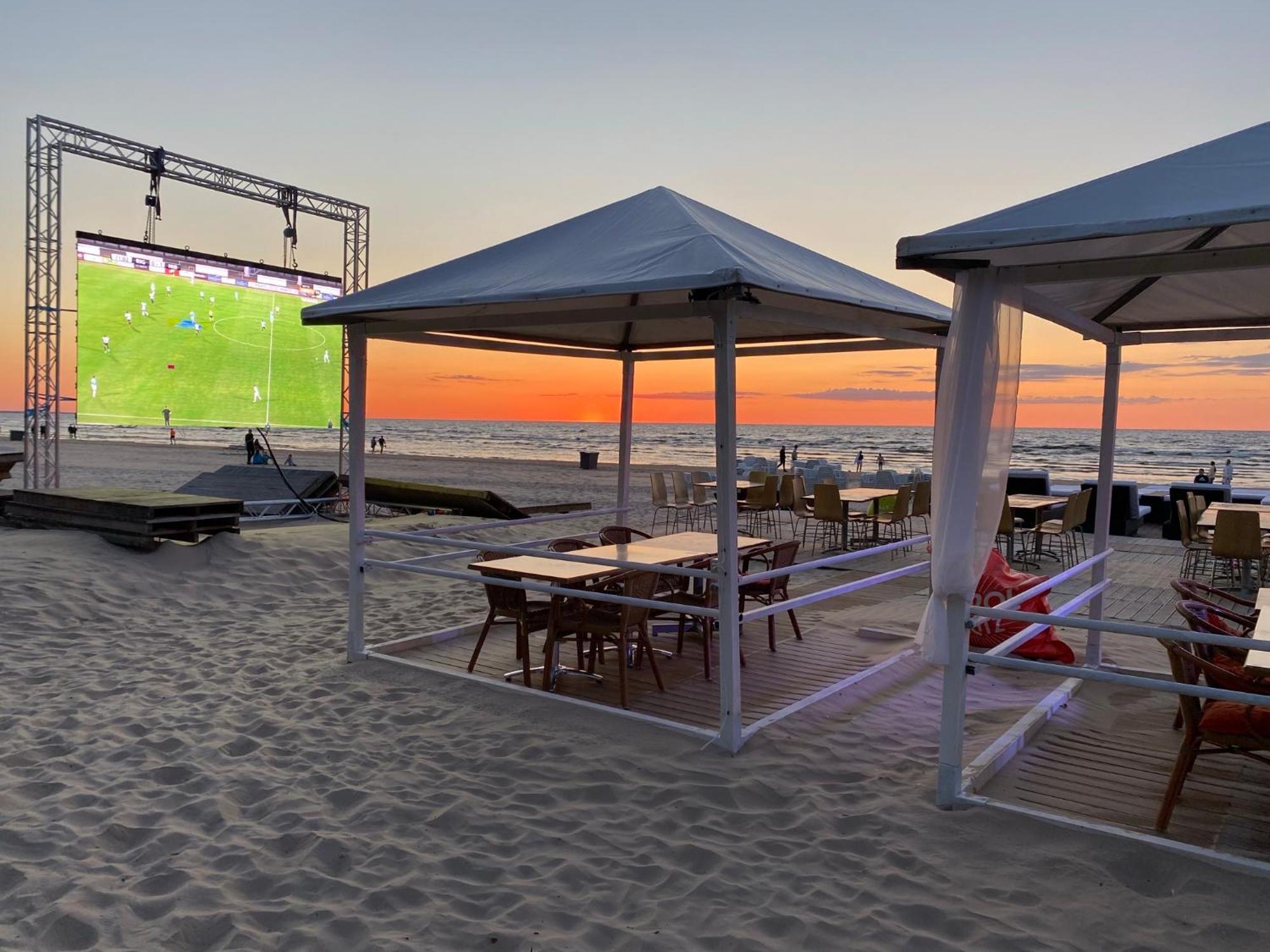 Апартаменты Family Getaway By The Sea